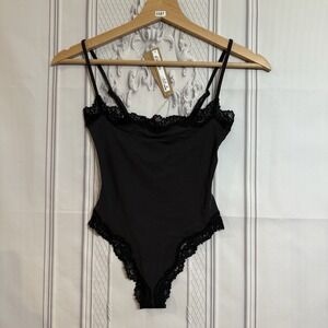 SKIMS Fits Everybody Lace Cami Bodysuit in Onyx Black Size XXS NWT $64